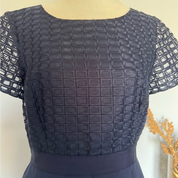 Tahari Navy Textured Midi Dress. Ptp 16” length 38” - Picture 4 of 7